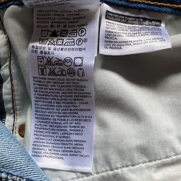 Levi's patchwork denim skirt size 32 - Picture 9 of 10